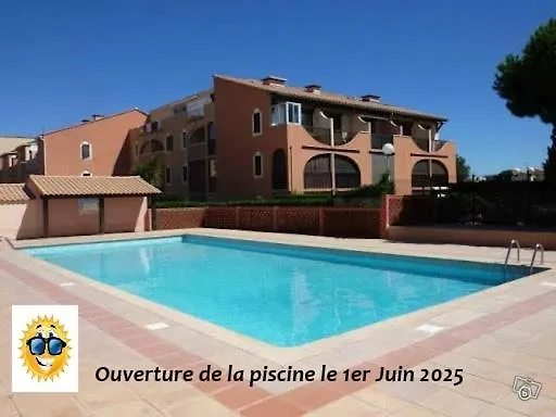 Maisonette Avec Cours Privative Dans Securisee Avec Piscine Διαμέρισμα
