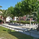 Maisonette Avec Cours Privative Dans Securisee Avec Piscine Кане