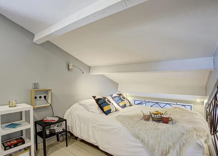 Maisonette Avec Cours Privative Dans Securisee Avec Piscine