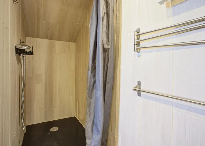 Maisonette Avec Cours Privative Dans Securisee Avec Piscine